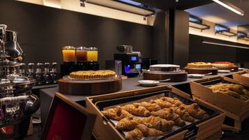 Daily buffet breakfast (EUR 16 per person)