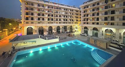 LUXURY PHOENIX HOTEL 2