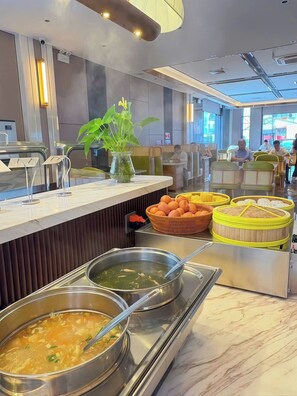 Free daily buffet breakfast