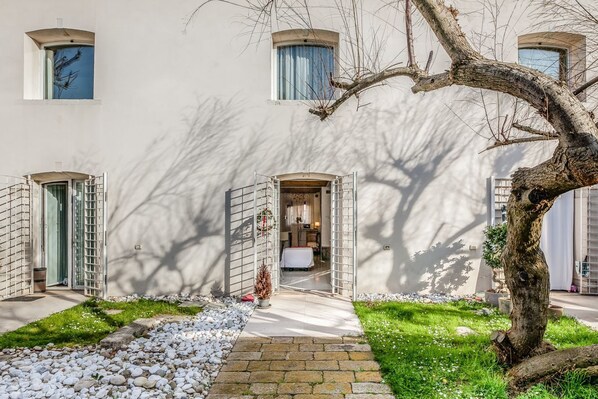 Exterior - ThreeFloorsHome@TreArchiBridge (Venezia)