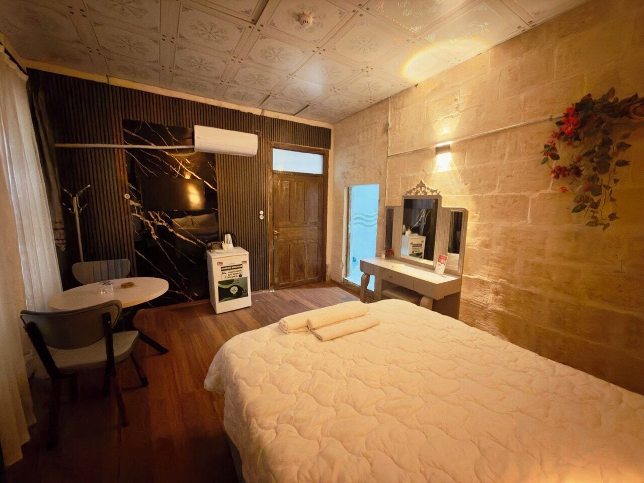 Chambre Double Deluxe, vue ville | Bureau, espace de travail pour ordinateur portable