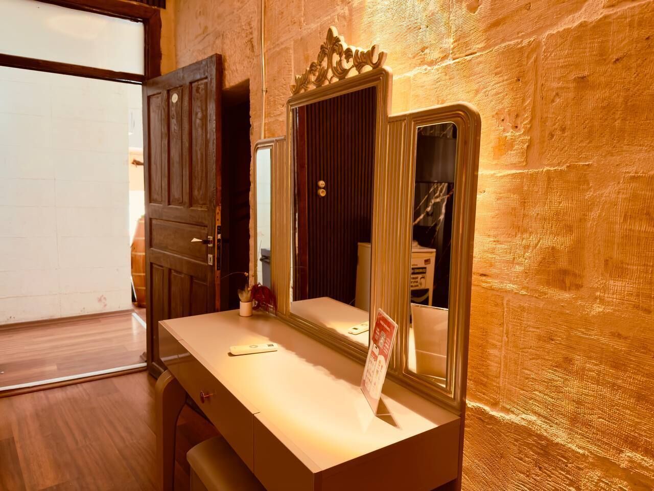 Deluxe Double Room, City View | Desk, laptop workspace