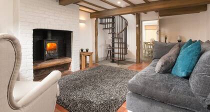 Luxury & quaint cottage in Stratford Upon Avon
