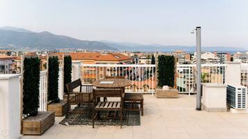 Appartement (2 Bedrooms) | Restauration extérieure