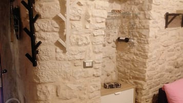 1 Schlafzimmer, WLAN, BettwÀsche