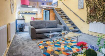 Clouds - 1 Bedroom Holiday Home - Milford Haven