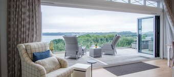 Shearwater 30 - 2 Bedroom Lodge - Summerhill