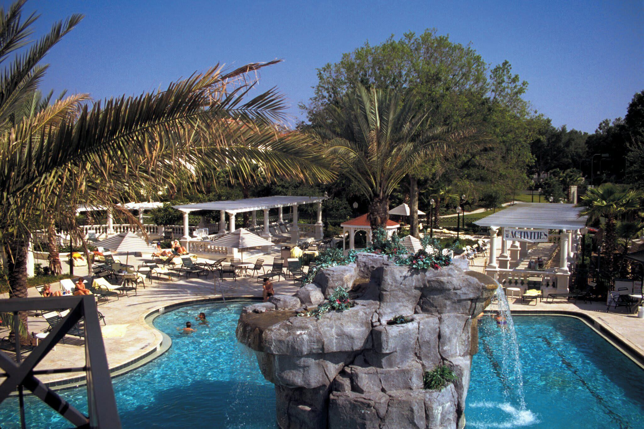 Star Island Resort| Five 2BR/2BA Suites - Sleeps 40!