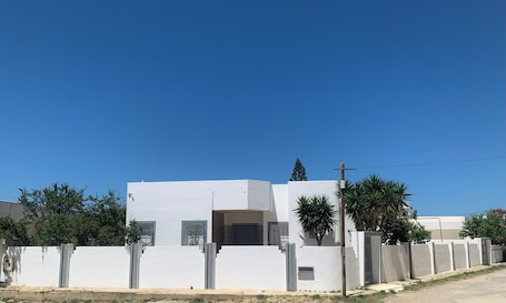 Außenbereich. Villa Soliman Plage s+3