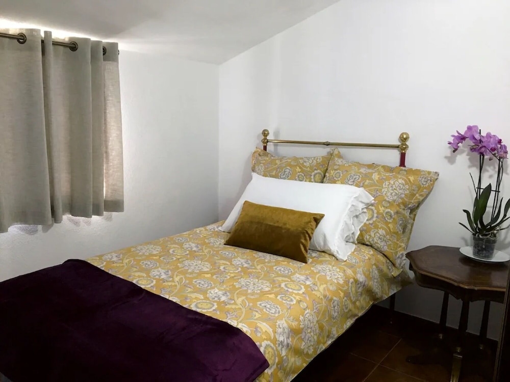 Cottage 'Cardos Villa - Private Swimming' With Mountain View, Private Pool And Wi-fi - Portugal