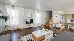 Télévision, espaces bureaux