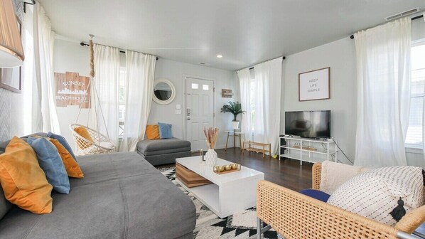 Télévision, espaces bureaux