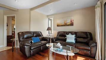 Smart TV y chimenea