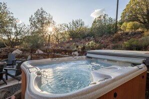 Outdoor spa tub - Red Rock Vista | Incredible Views, Hot Tub, Firepit, Trails (Sedona)