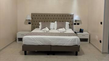 Coffres-forts dans les chambres, bureau