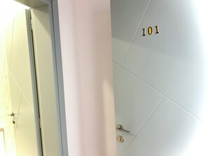 Interior - Tirana Budget Retreat Hotel (Tirane)