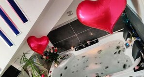 Interior - #cannestoitetmoi Festival de Cannes (Cannes)