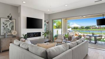 Smart TV, fireplace, computer monitors, printers