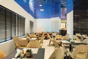 Free daily buffet breakfast - Elia Sea Suites (Chania)