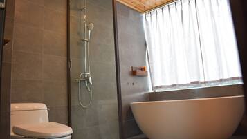 Quadruple Room, Mountain View | Minibar, free WiFi, bed sheets