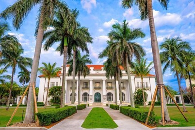 The LUXE Colony House on Croton - Palm Beach