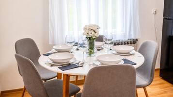 Family Apartment, 2 Bedrooms, Terrace (Family Friendly Apartment With) | Dining