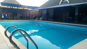 Piscine couverte/extérieure