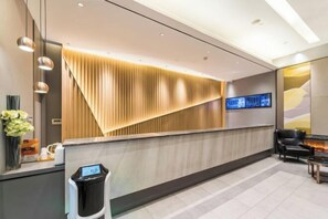Lobby - Homeinn Selected Hotel (Shijiazhuang Xinbai Square Wanlimiao Pedestrian Street) (Shijiazhuang)