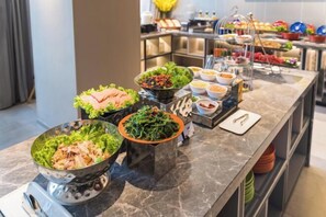 Dining - Homeinn Selected Hotel (Shijiazhuang Xinbai Square Wanlimiao Pedestrian Street) (Shijiazhuang)