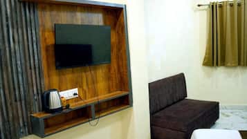 Basic Triple Room