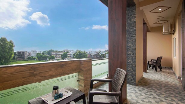 Balcony - Treebo Ramayan Suites Ayodhya (Faizabad)