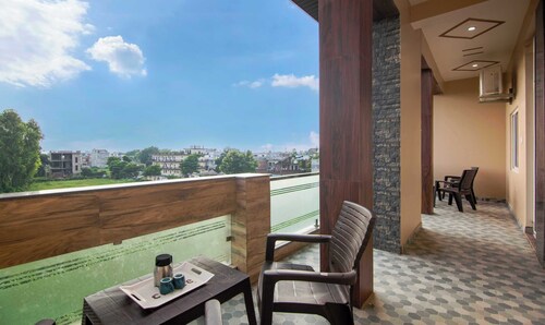 Treebo Ramayan Suites Ayodhya