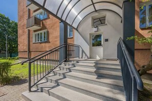 Exterior detail - Literatow 8  Unique Apartment Balcony (Konstancin-Jeziorna)