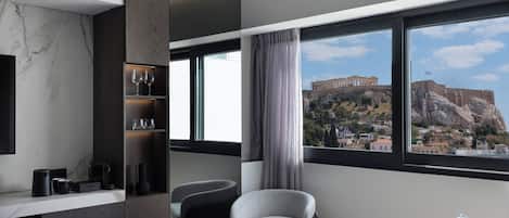 Acropolis Executive King Room | 1 habitación, minibar, caja de seguridad en la habitación y escritorio