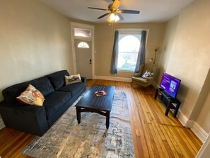TV, offices - St. Louis 1BR Apartment w/ Fenced Backyard, On-Site Laundry & Pet-Friendly (St. Louis)