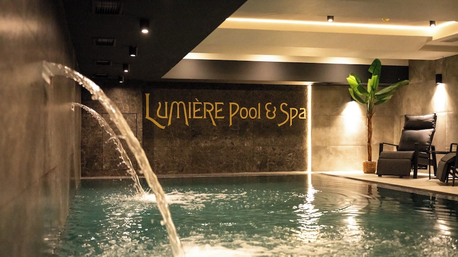 Lumière Hotel