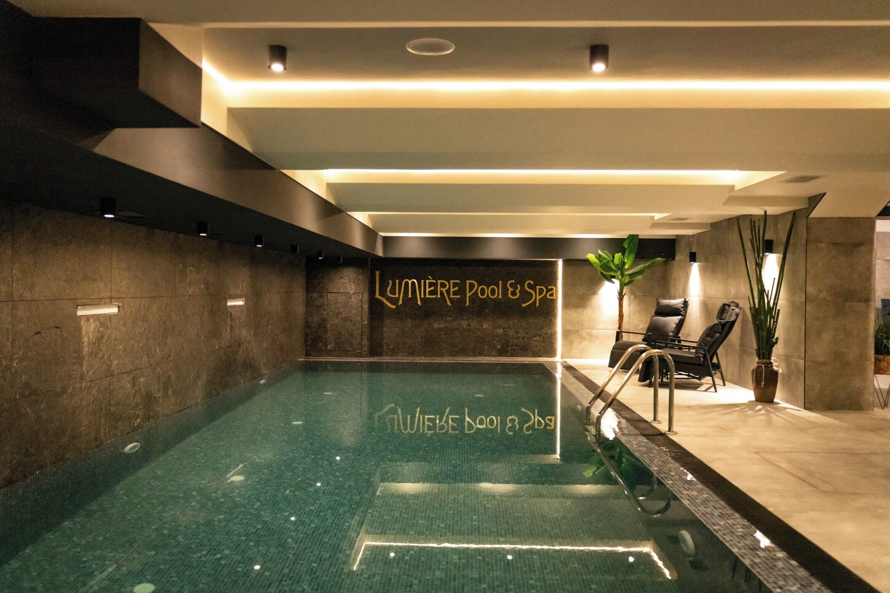 Foto - Lumiere Luxe Suites