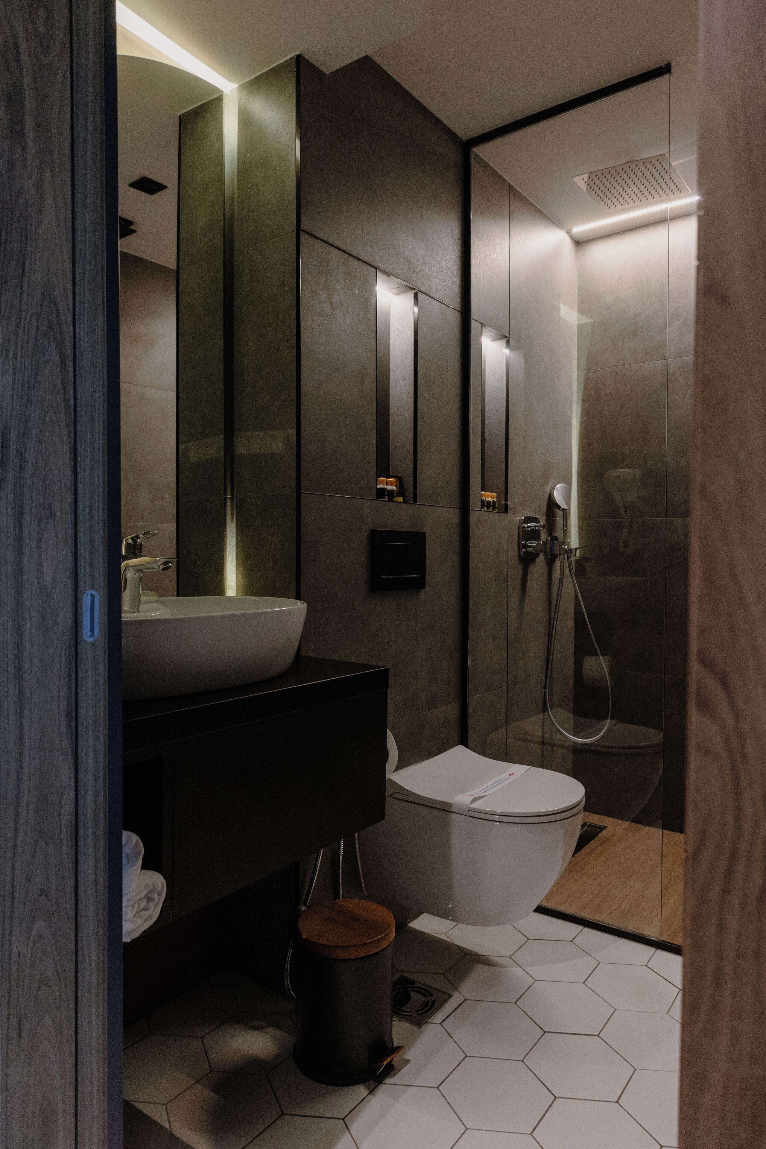 Photo - Lumiere Luxe Suites