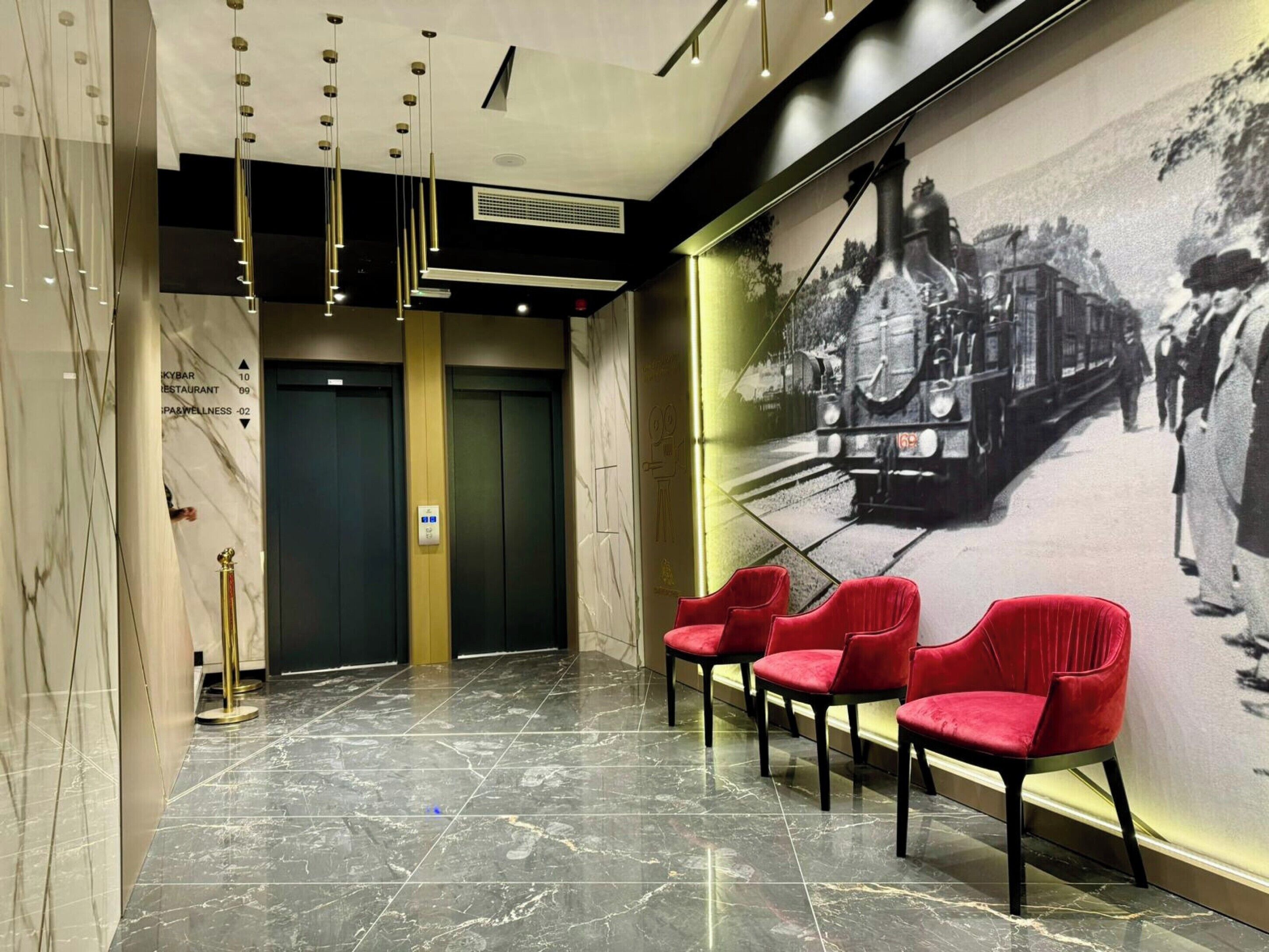 Foto - Lumiere Luxe Suites