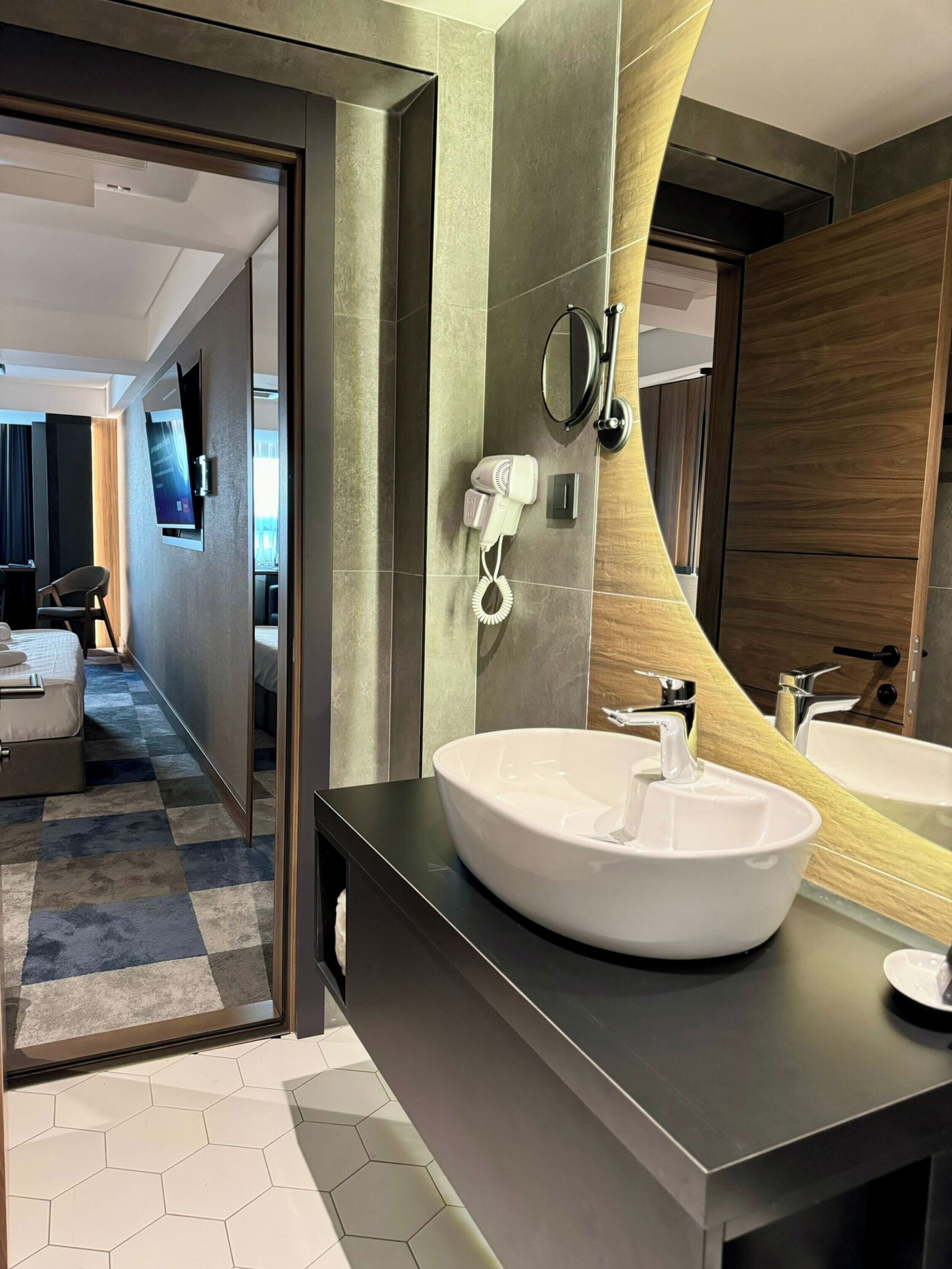 Foto - Lumiere Luxe Suites