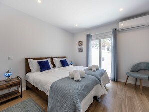 3 Schlafzimmer, Bügeleisen/Bügelbrett, Reisekinderbett, WLAN