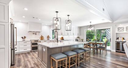 60 Lawton Rd: Sea Pines