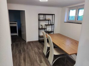 Dining - Gemütliche Ferienwohnung bei Rothenburg ob der Tauber (Neusitz)