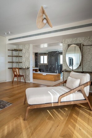 Interior - #Breathtaking 4BR/3BA Duplex Seafront (Tel Aviv-Yafo)