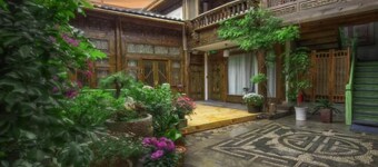 Jinghua Bieyuan Boutique Hostel