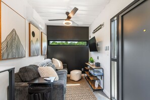 スマートテレビ、暖炉