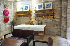 Interior - Huangyao Guyaju Farm Inn (Zhaoping)