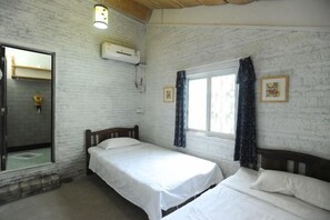 Unclassified image, 2 of 78, button - Huangyao Guyaju Farm Inn (Zhaoping)