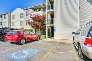 Interior - Cozy & Centrally Located SLC Condo w/ Balcony! (Salt Lake City)