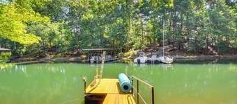 แอนเดอร์สัน รีทรีต: ท่าเทียบเรือส่วนตัว, เรือคายัค, เตาไฟ!